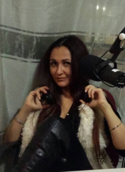 Cezara ne-a prezentat cu amabilitate noua piesa "Parfumul dragostei" in studioul Aquarelle FM!