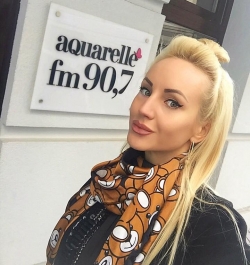 Katalina Rusu a prezentat noua ei piesa "Vreau sa te iau" in premiera pe Aquarelle FM!