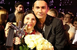 Оксана Муха из команды Дана Балана победила в шоу "Голос Украина" 9 сезон