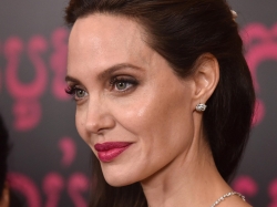 Анджелина Джоли стремительно стареет. Новое фото актрисы шокировало поклонников