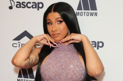 Cardi B зарегалась на платформе OnlyFans, где звезды публикуют эротический контент