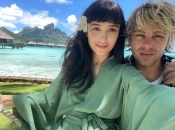 „Sunteți din filmul Laguna Albastră”. Imagini de poveste cu Irina Rimes alături de iubitul ei, în Bora Bora