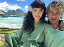 „Sunteți din filmul Laguna Albastră”. Imagini de poveste cu Irina Rimes alături de iubitul ei, în Bora Bora