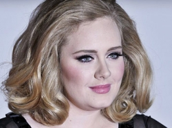 Adele va lipsi de la premiera noului film cu James Bond Adele va lipsi de la premiera noului film cu James Bond