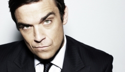 Robbie Williams bate recordurile de vânzări cu noul album solo