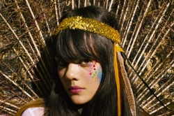 Bat For Lashes выпустила новый клип “A Wall” Bat For Lashes выпустила новый клип “A Wall”