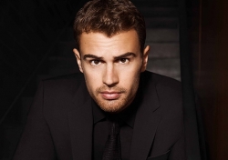 Названо имя нового Джеймса Бонда