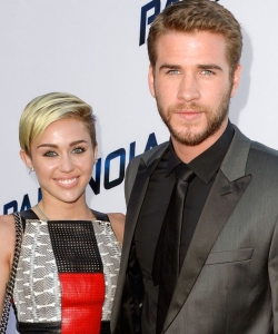 Майли Сайрус тайно вышла замуж за Лиама Хемсворта