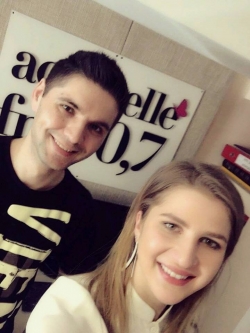 Interpreta DARA ne-a povestit despre "Istoria unei fete" in emisie directa pe Aquarelle 90,7FM!