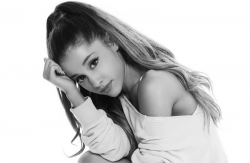 На концерте Арианы Гранде в Манчестере прогремел взрыв