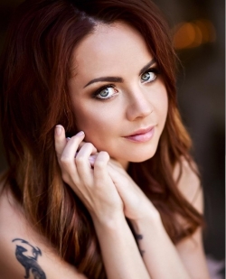 Певица МакSим была госпитализирована в Турции