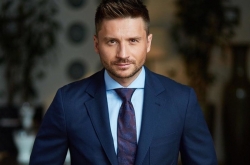 (фото) Сергей Лазарев обнажил торс для поклонниц