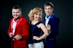 LIVE în studioul AQUARELLE: Karaoke battle între membrii formației DoReDos