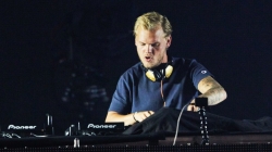 Диджея Avicii похоронили в Стокгольме