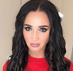 «Дуры не рубят миллионы»: Экс-пиарщица Бузовой о заработках звезды