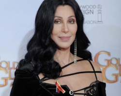 Cher nu știe de vârstă. La 75 de ani interpreta arată fenomenal (FOTO)