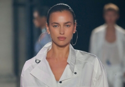 Mesajul anti-război transmis de rusoaica Irina Shayk