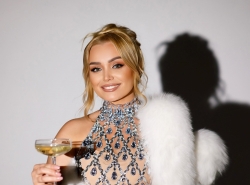 Cornelia Ștefăneț, de nerecunoscut! A început anul cu o schimbare radicală de look