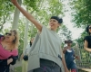 Arestate de poliție și cu o capră în magazin. Noul videoclip al Irinei Rimes "Hora fetelor" a făcut furori