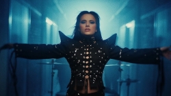 Reprezentanta României la Eurovision rupe tăcerea despre piesa „Choke Me”. Ce mesaj transmite de fapt melodia care a stârnit controverse