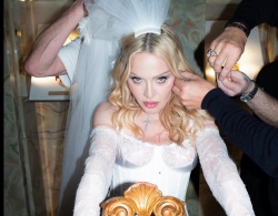 Madonna rupe tăcerea despre filmul biografic. De ce a eșuat colaborarea cu Universal: „Am avut o viață extraordinară” Madonna rupe tăcerea despre filmul biografic. De ce a eșuat colaborarea cu Universal: „Am avut o viață extraordinară”